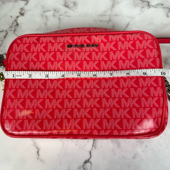 Michael Kors Jet Set Geranium Crossbody  Leather PVC Signature MK  Bag - Picture 6 of 11